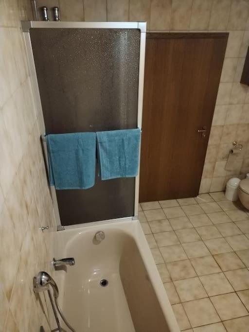 Ruhige Ferienwohnung Im Hunsrueck Hungenroth Bagian luar foto