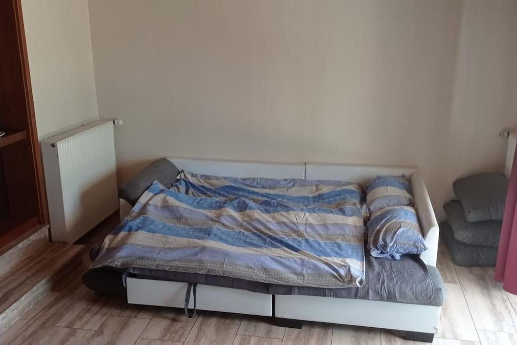 Ruhige Ferienwohnung Im Hunsrueck Hungenroth Bagian luar foto