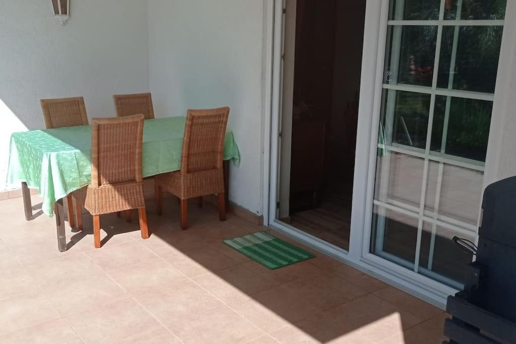 Ruhige Ferienwohnung Im Hunsrueck Hungenroth Bagian luar foto